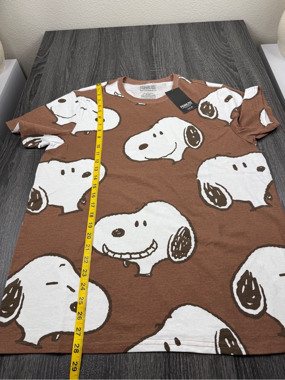Peanuts Snoopy Double Sided Allover Print T-Shirt Men’s Size L NWT - Picture 5 of 5